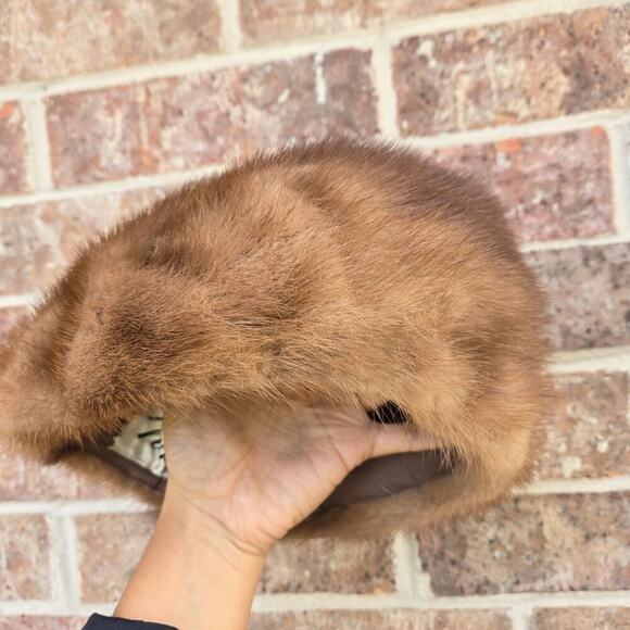 Vintage Nikki brown mink fur beret